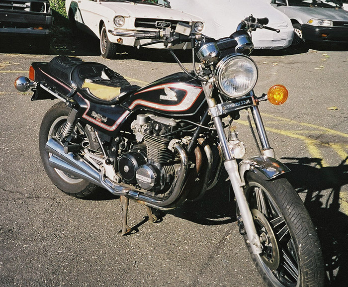 CB650SC_RF.jpg (227828 bytes)